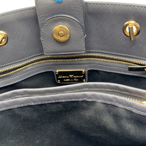 Salvatore Ferragamo Leather Chain Tote Bag Handbag Grey Gold - Picture 11 of 16